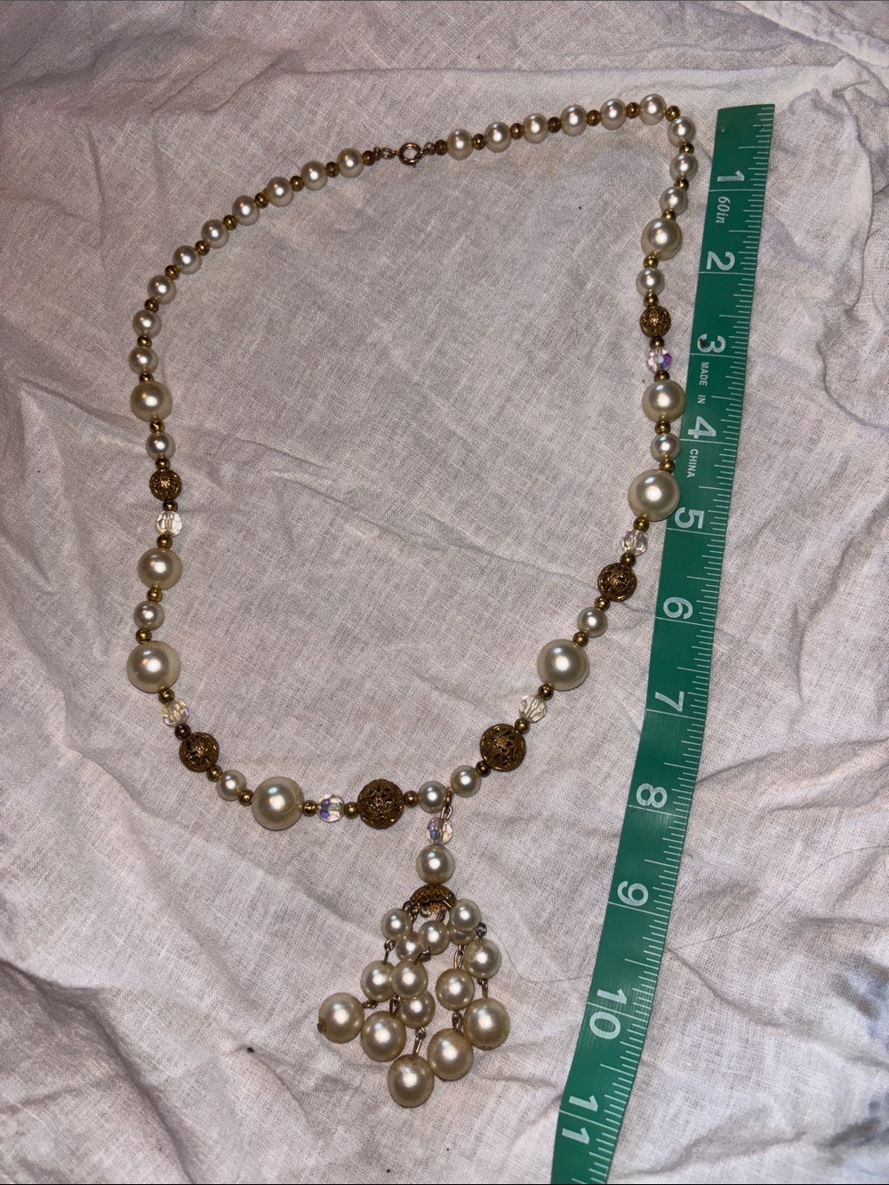 Pearl Cluster Pendant Necklace - Gold and Cream -